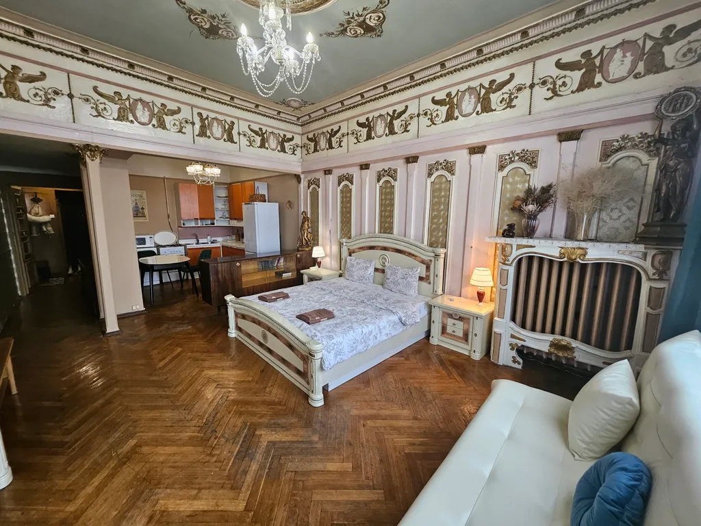Квартира Квартира с ремонтом всей энергии того времени — Москва