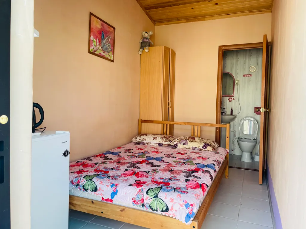 Маленькая уютная комната для двоих