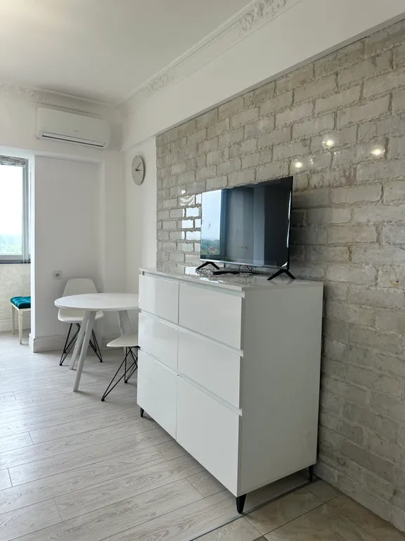 Квартира Апартаменты возле аэропорта — Алматы