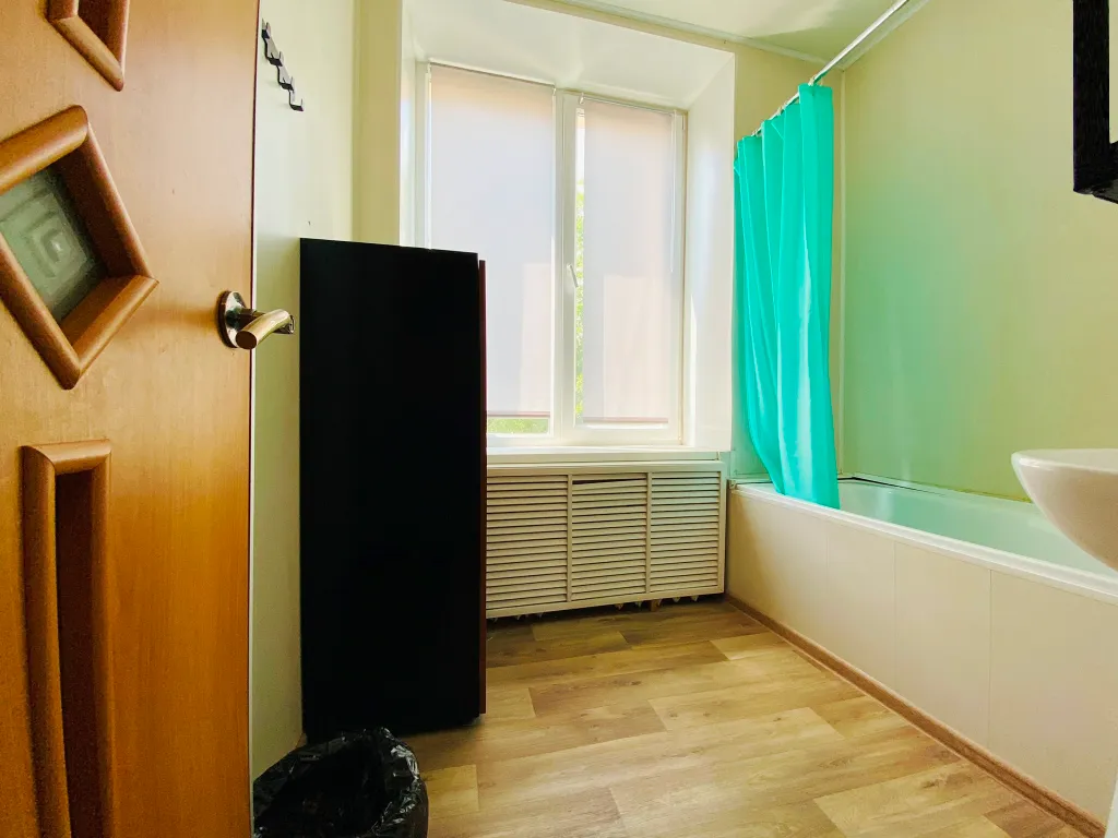 Просторная трехкомнатная квартира в центре