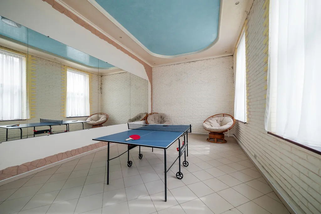 6-комнатный Дом