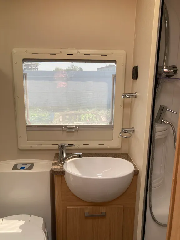 Уютная квартира на колесах за городом возле реки Дон, гор и леса