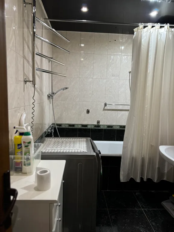 Квартира 2 х комнатная квартира в центре Сухума у моря — Сухум