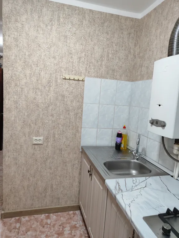 Рядом с парком и нарзаном