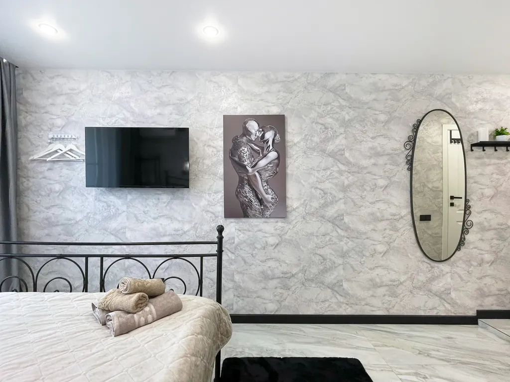 Красивая уникальная студия с джакузи