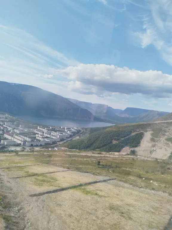 Семейная комната в спальном районе города