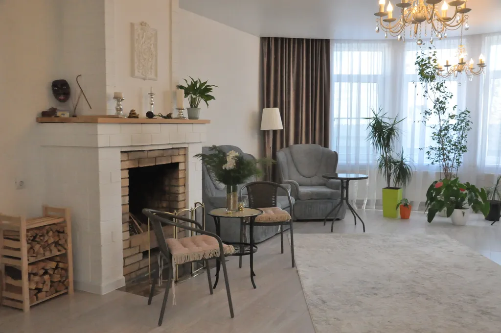 Коттедж Атмосферный дом с живым камином и баней на дровах — Ленина