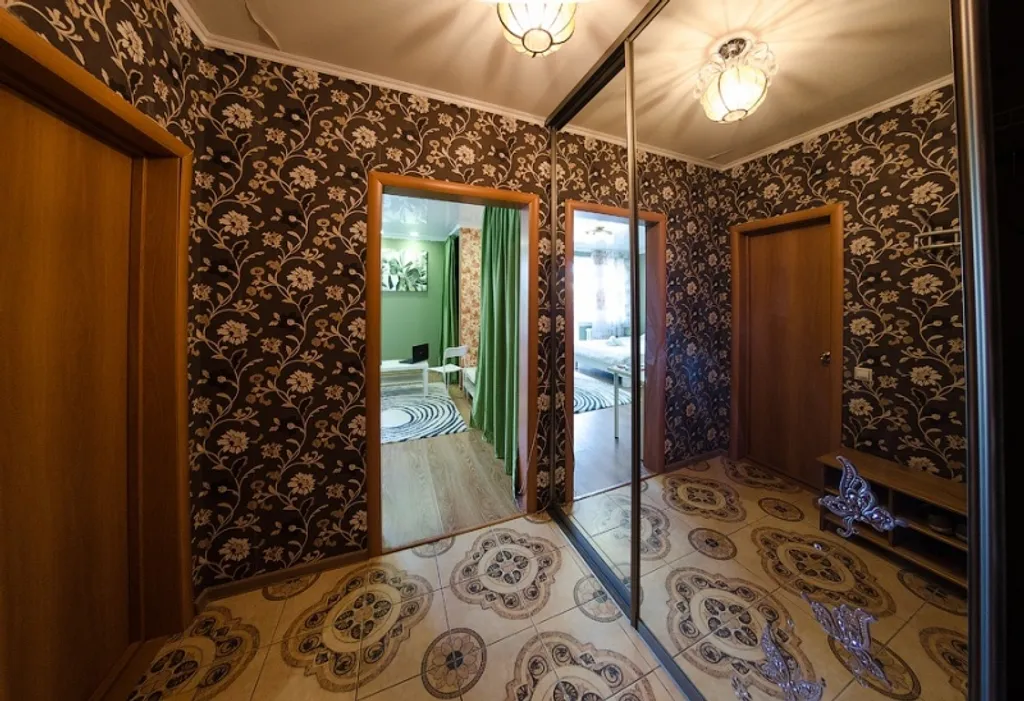 "Rent70" Студия у проспекта Ленина с парковкой. Московский тракт 83