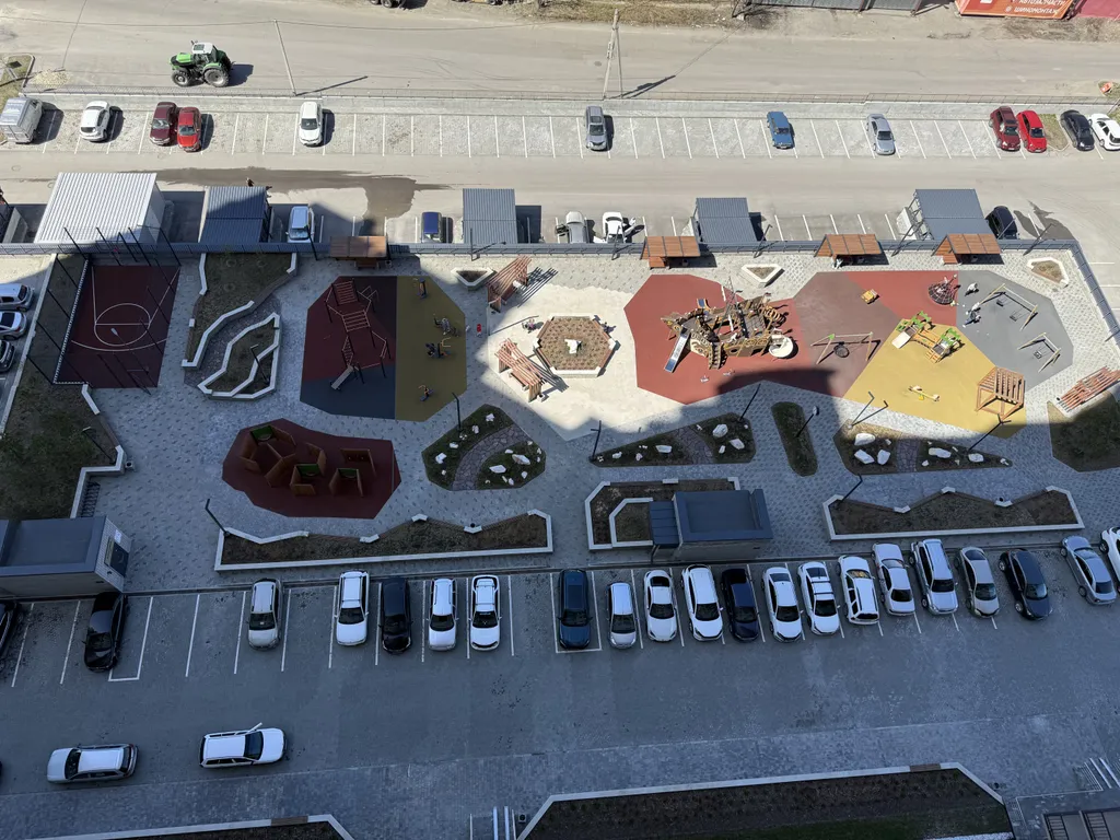 Отличная трехкомнатная квартира в центре