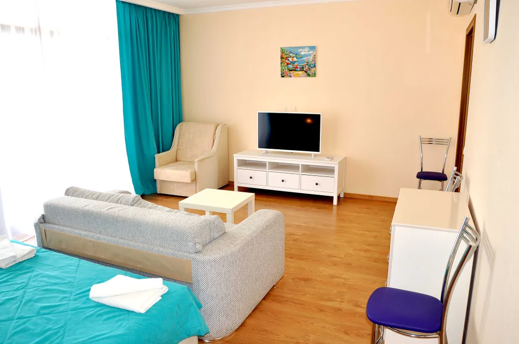 Супер-видовая квартира в Ливадии на берегу моря