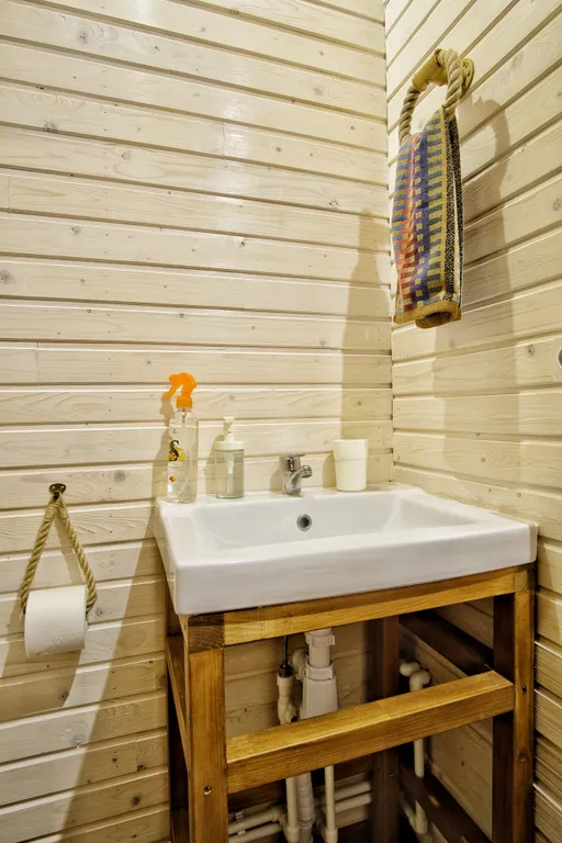 Уютный коттедж для четырех гостей на берегу озера Селигер