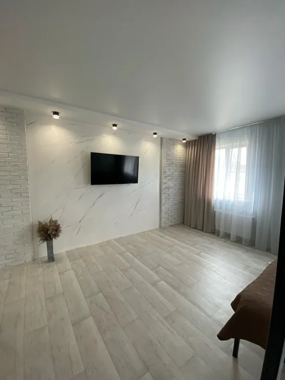 Просторный и современный дом в центре города