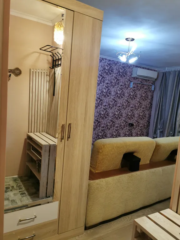 Квартира Квартира Уютная студия в развитом районе города — Владивосток