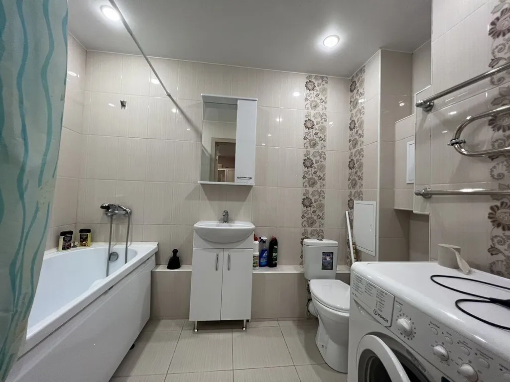 До всех достопримечательностей 5 минут на авто, свежий ремонт