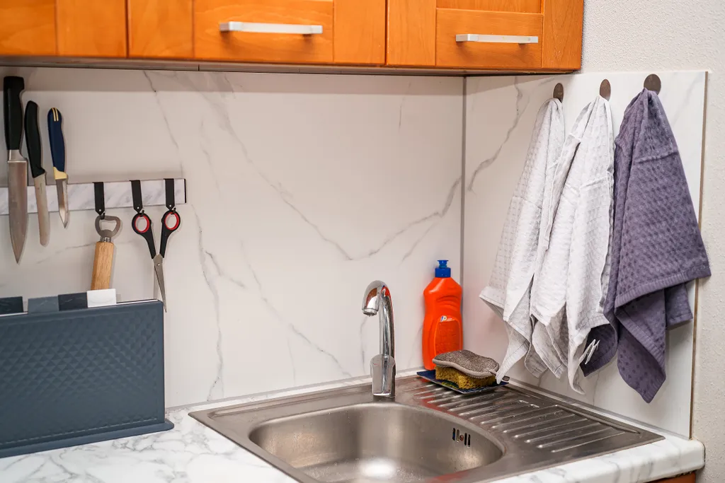 Гостевой дом и кедровая баня на Алтайской