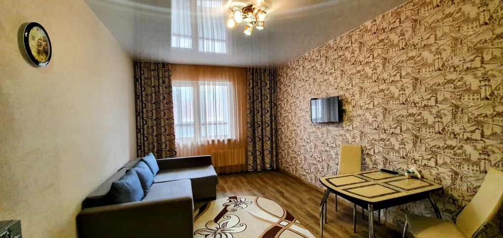 2-комнатная квартира рядом с ТРЦ Аура