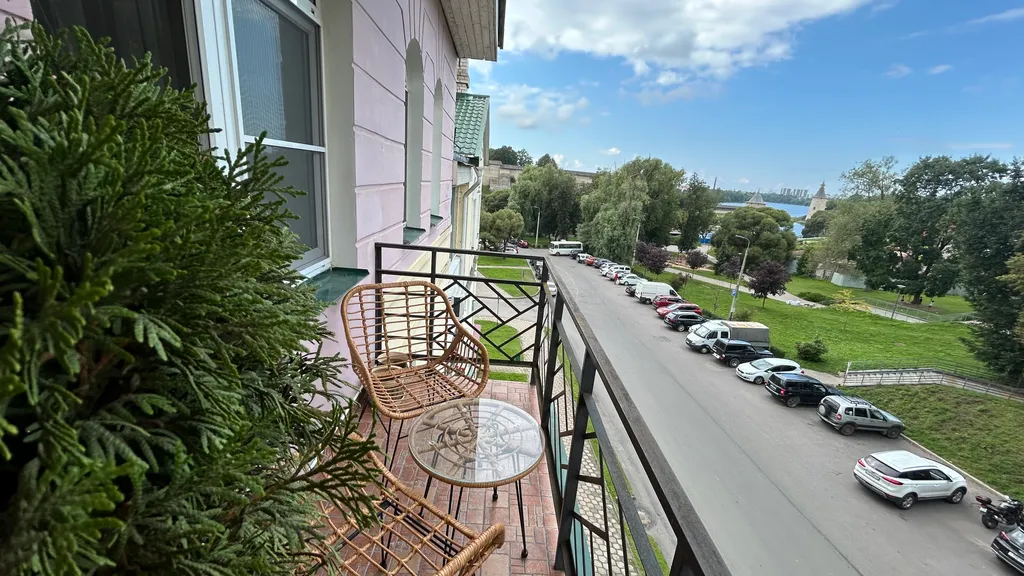 Квартира Апартаменты с видом на Кремлевскую крепость — аренда посуточно в Псков