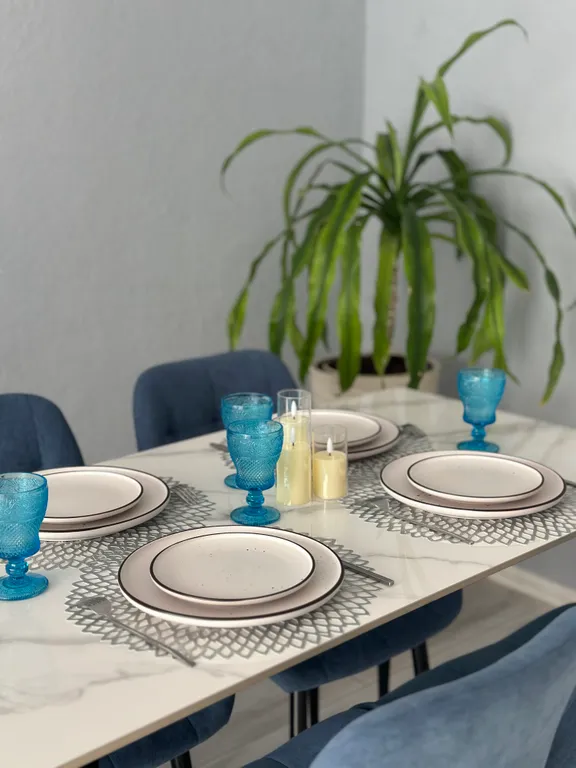 Уютная квартира в центре города с видом на море