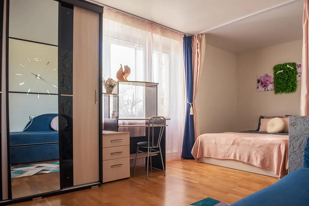 С Видом на Собор Петра и Павла