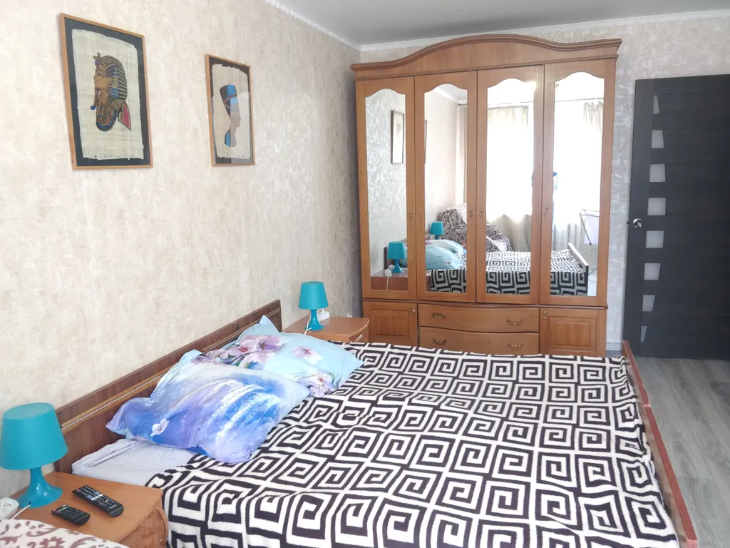 Квартира-студия с новым ремонтом и техникой