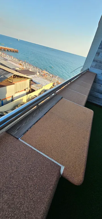 Квартира над морем в стиле рустик