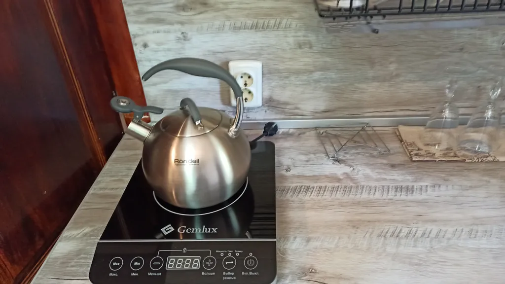 Стандартный люкс возле Набережной, 2-й этаж