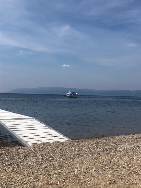 «Златогорье-флэт» - квартира с завораживающим видом на о. Байкал