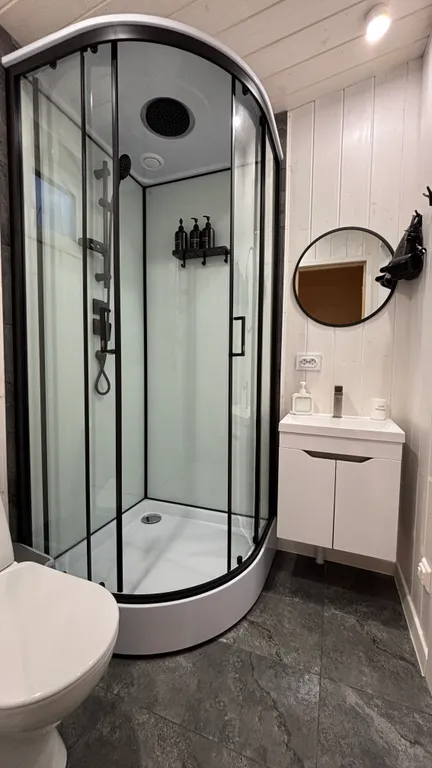 Дом у озера с бесплатной сауной