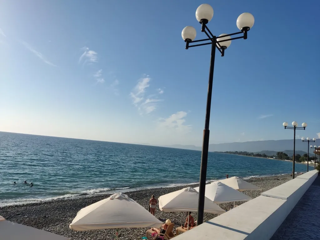 Коттедж Новые коттеджные домики в тихом и уютном районе – «Маяк» — Сухум