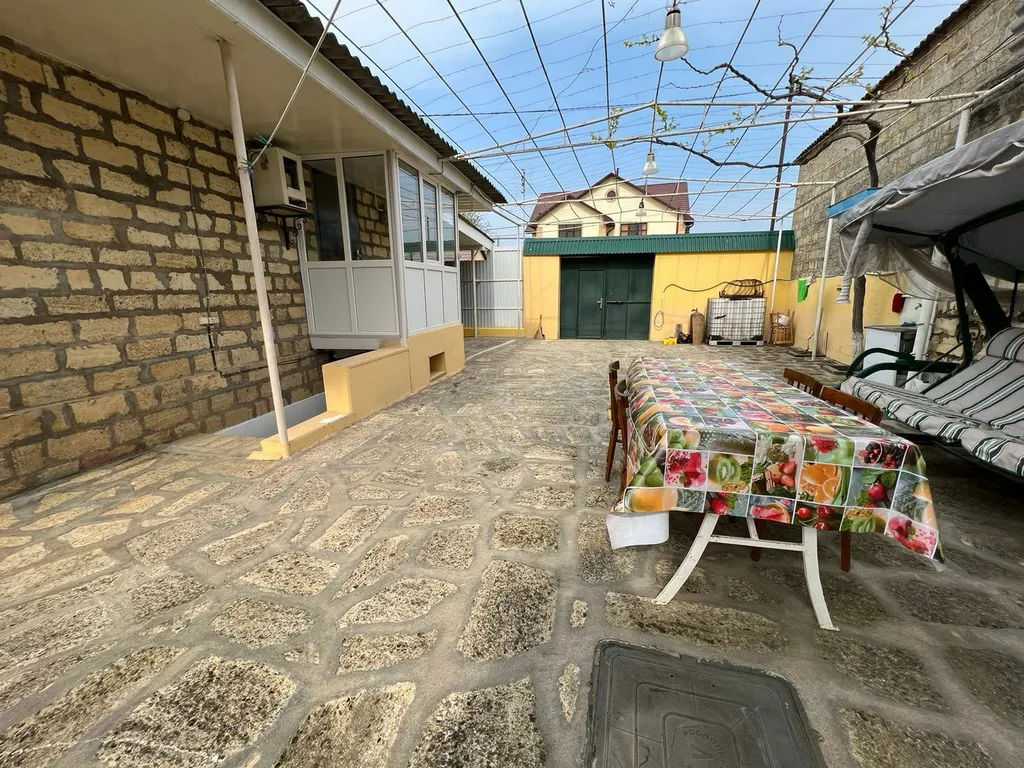 Уютная дача рядом с берегом моря