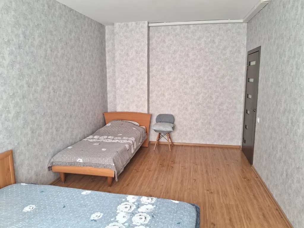 Просторная и уютная квартира возле вокзала — аренда посуточно в Уссурийск