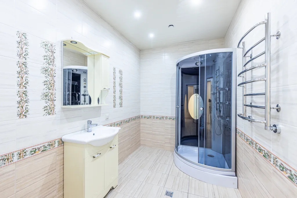 Просторный коттедж с бильярдом и сауной