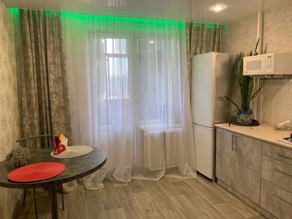 В центре города уютные апартаменты у Волгамолла