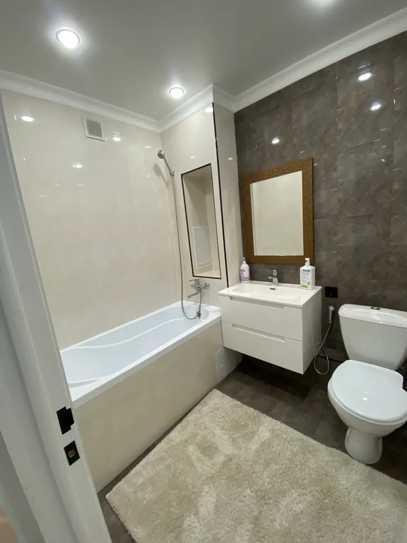 Двухэтажная квартира на набережной реки Есиль