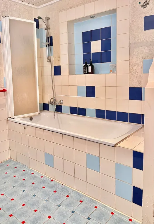 Апартамент в тихом районе в центре города