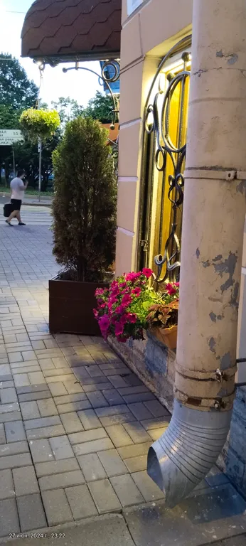Отдельный свой номер на 6 человек в центре