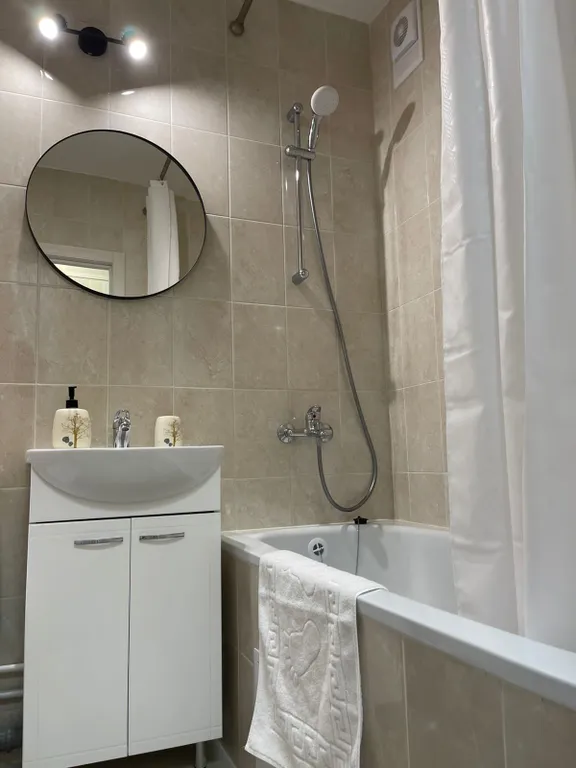 Квартира Квартира Уютная студия рядом с НИИ Петрова — Песочный