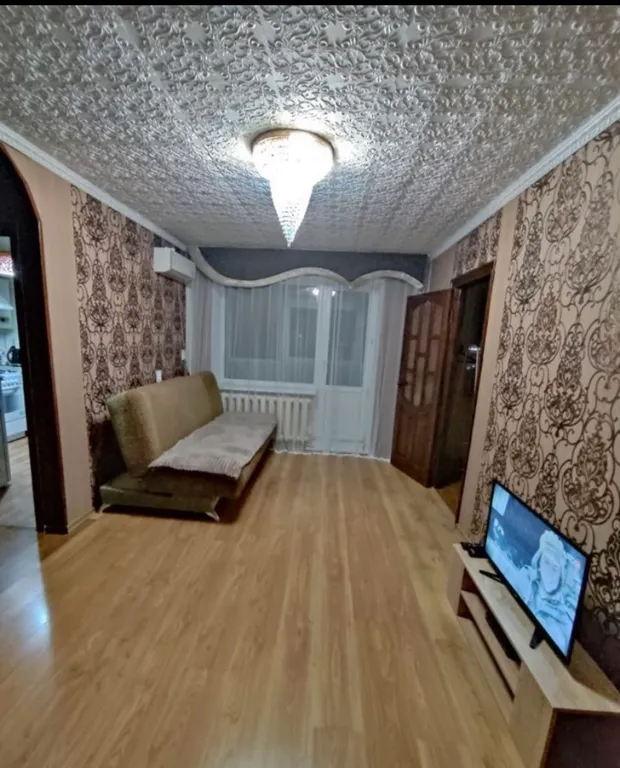 Уютная квартира в центре города — аренда посуточно в Валуйки