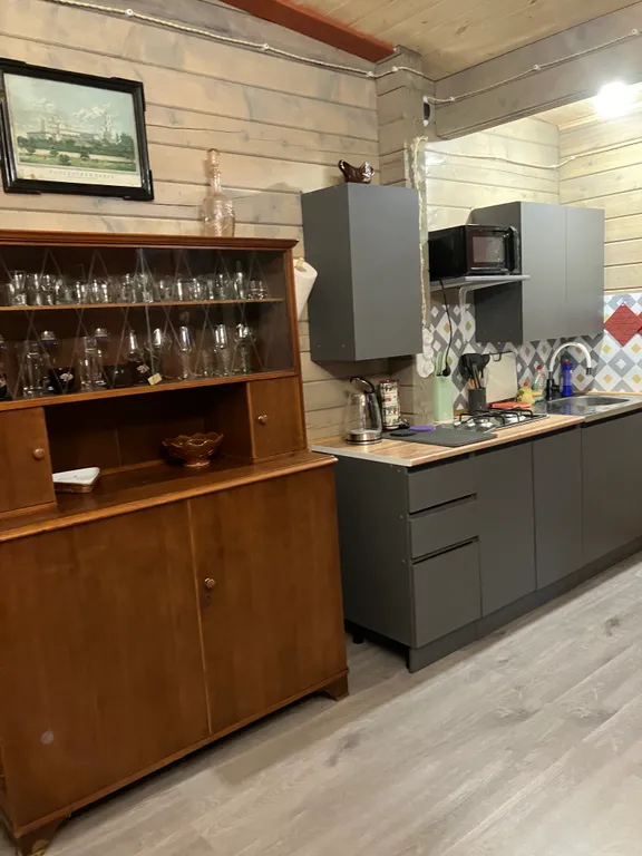 Уютный дом в деревне рядом с рекой Ока