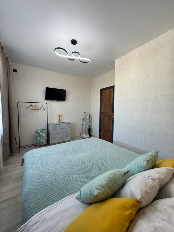 Дизайнерская квартира с панорамными окнами