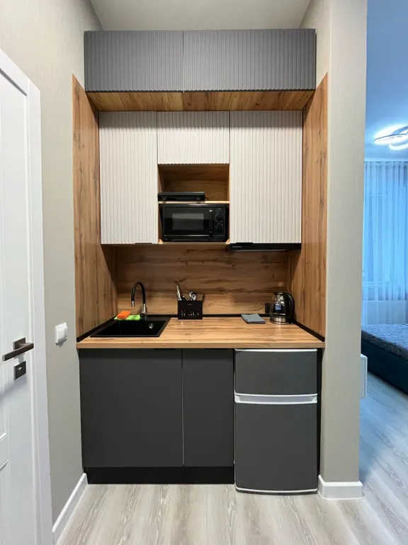 Студия с видом на озеро