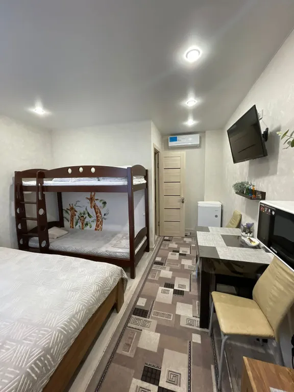 Квартира Уютный дом в тихом районе города в 3-х км от трассы м4 — аренда посуточно в Богучар