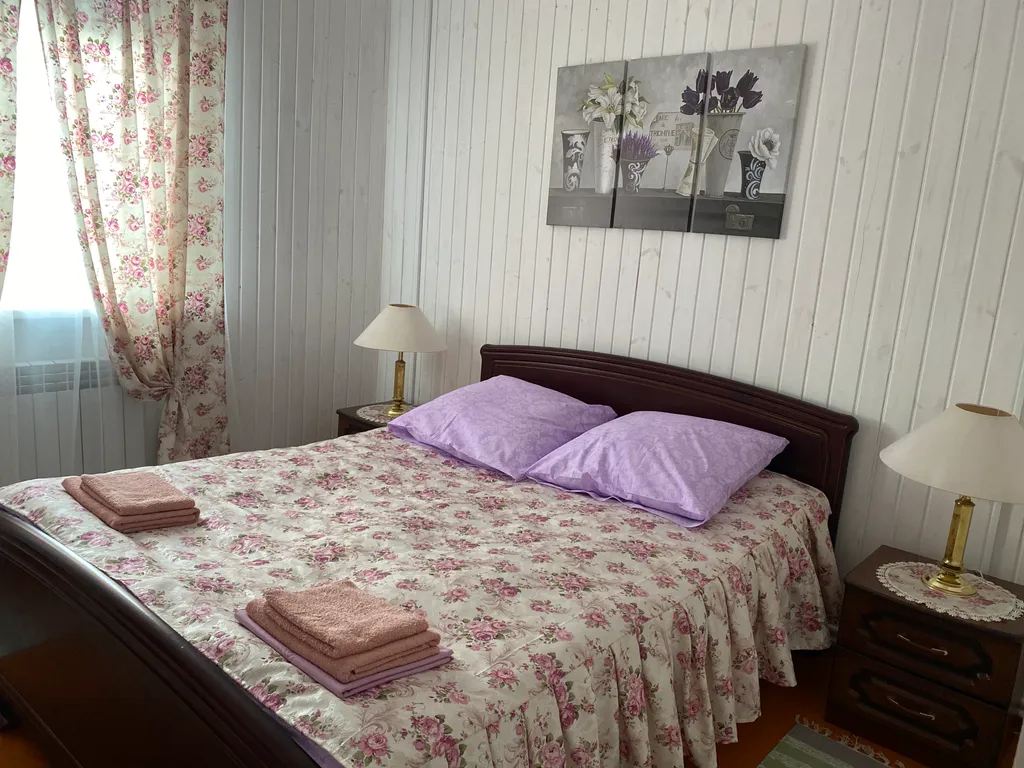 Дом на набережной