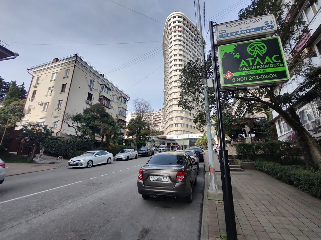 1 комнатная квартира с кухней, в центре Сочи