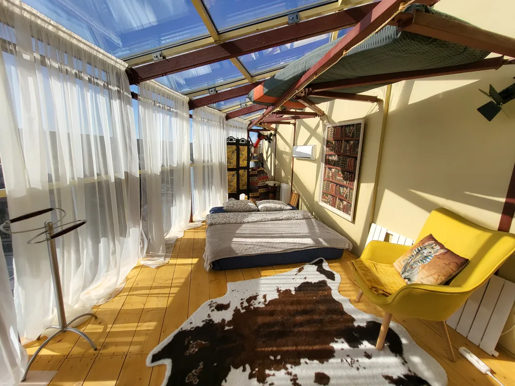 Квартира Квартира Трёхэтажный мезонин над крышами Питера — Санкт-Петербург