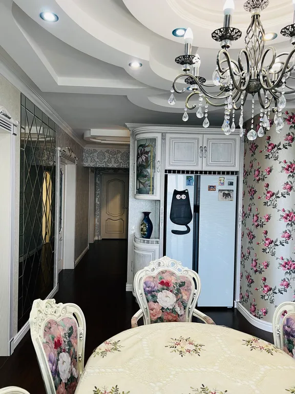 Элитная квартира с видом на море и город