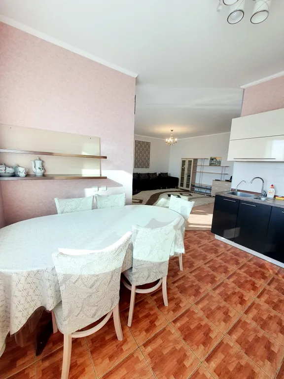 Уютная квартира в самом центре Астаны с видом на город