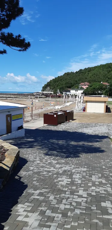 Коттедж 6-комнатный Дом — Бжид