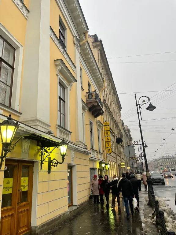 Квартира Великолепная квартира в центре с бесплатной парковкой — Санкт-Петербург