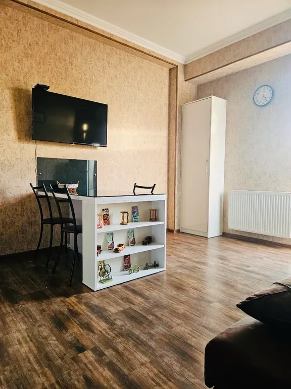 Квартира в центре с изолированной спальней, кухней-гостиной 6 этаж